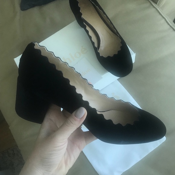 Chloe Lauren Scalloped Heels - Picture 2 of 8